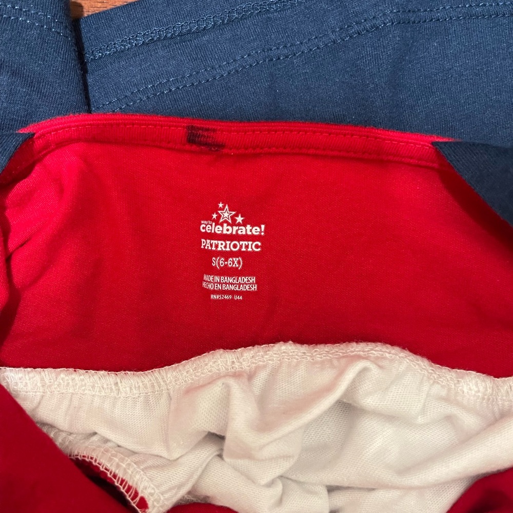 Red, White, and Blue Girls Dress. Size 6 - Picture 2 of 2
